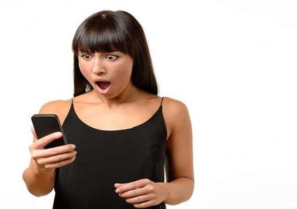 "فيسبوك" يطلق ميزة تجنبك الكثير من الإحراج!