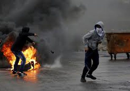 اصابات خلال مواجهات مع الاحتلال على مدخل البيرة الشمالي