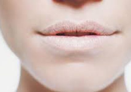 أسباب لا تتوقعها تسبب جفاف الفم أهمها أدوية احتقان الأنف