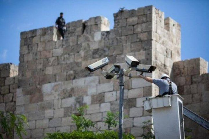 الاحتلال ينصب كاميرات مراقبة جديدة في البلدة القديمة من الخليل