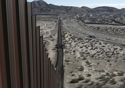 البنتاغون يخصص مليار دولار لبناء الجدار الحدودي مع المكسيك