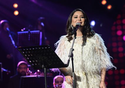 نوال الكويتية تثير ضجة بإلغاء حفلها في السعودية