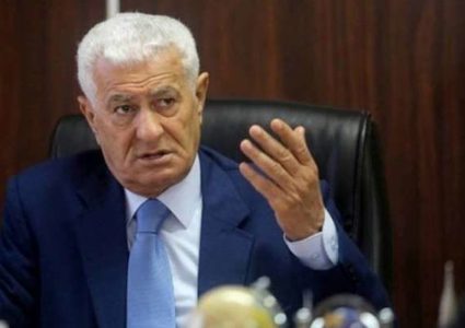 زكي: ترامب رجل أهوج ولا يملك الحق فيما يفعل