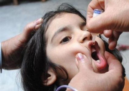 الصحة: تغطية شبه كاملة في تطعيمات الأطفال حديثي الولادة