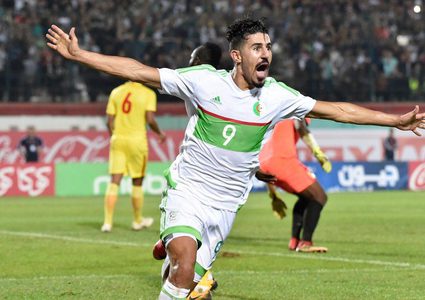 بونجاح يقود الجزائر لفوزها الأول على تونس منذ 2011