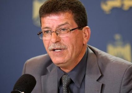 قدورة فارس: الأسرى بصدد اتخاذ خطوات تصعيدية داخل السجون