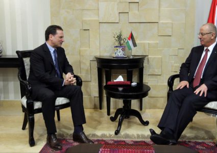 الحمد الله يستقبل المفوض العام للأونروا