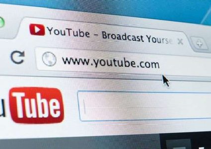 "مومو" تعود للانتقام وتنشر الرعب من جديد!