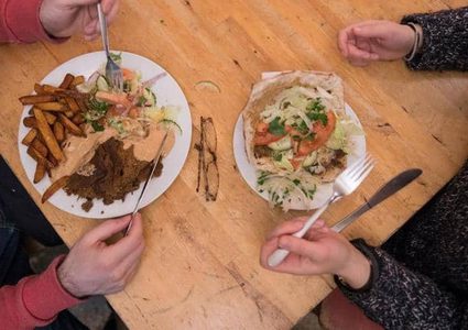 العلم يصل للاكتشاف المثير: تجاهل الطعام يبدأ من "عقلك"