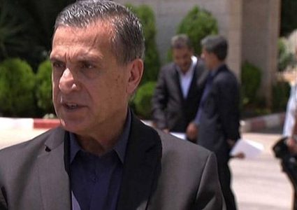 ابو ردينة يطلع عددا من مستشاري الرئيس الفرنسي على آخر المستجدات