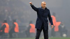 زيدان يجد حل أزمة ريال مدريد في إيطاليا