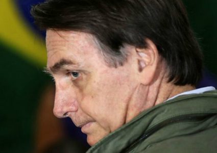 الرئيس البرازيلي يتراجع عن قرار نقل سفارة بلاده إلى القدس