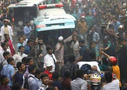 بنغلادش..حريق هائل يدفع السكان للقفز من النوافذ