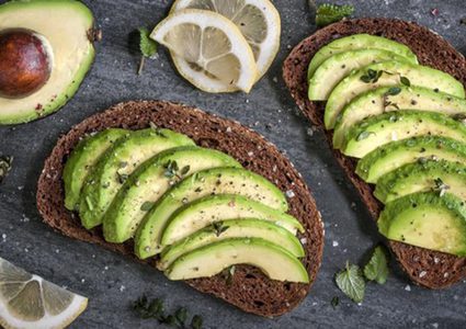 ‫الإفطار يجعلك سعيدا طوال اليوم‬