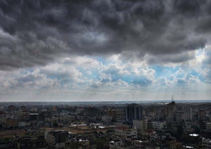 حالة الطقس: استمرار تأثير المنخفض الجوي حتى الغد