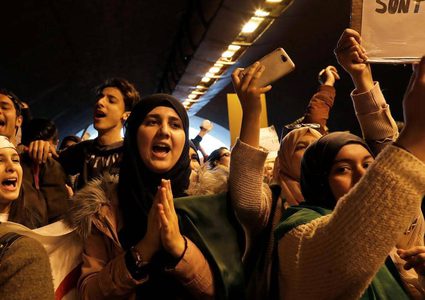 مظاهرات مؤيدة لقائد الجيش الجزائري