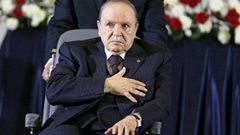 بوتفليقة يجري تغييرا حكوميا جديدا ويحتفظ بمنصب وزير الدفاع