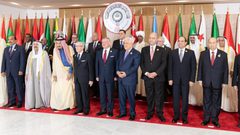 البيان الختامي لقمة تونس يؤكد على مركزية القضية الفلسطينية للعرب