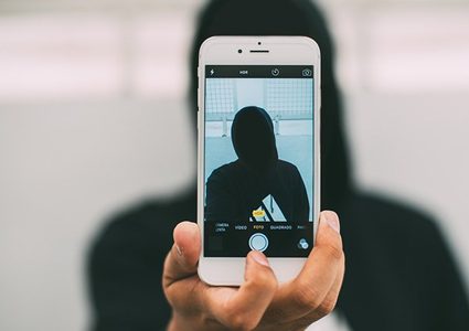 فتاة تتحول إلى أشلاء بسبب "سيلفي"