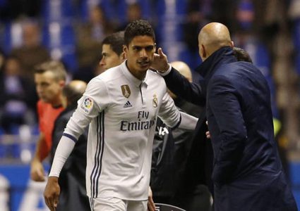 نجم ريال مدريد يطلب الرحيل