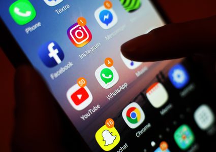 تأثيرات مقلقة لقضاء ساعات طويلة على الإنترنت