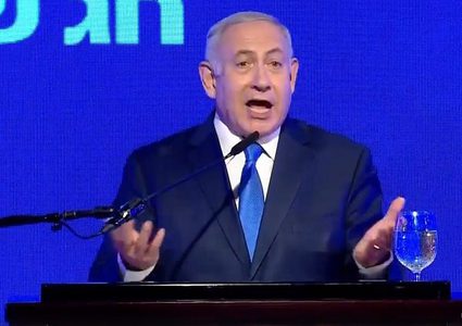 وسائل التواصل الاجتماعي توقع بين نتنياهو و" أزرق وأبيض"