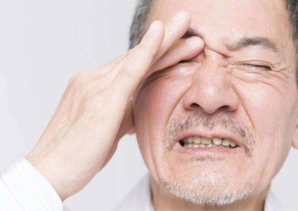 ما مضاعفات مرض التهاب الأعصاب؟