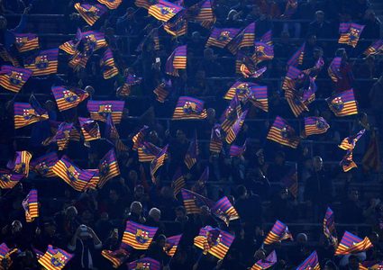 الأول من أبريل.. ذكرى "أسوأ صفقة في تاريخ برشلونة"