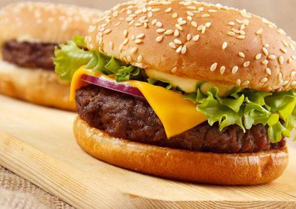 للنباتيين.. برغر "جديد" خال من اللحم