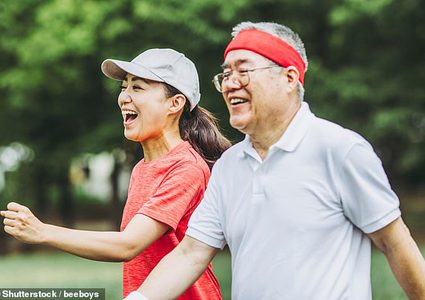 عشر دقائق من المشي يوميا تقلل خطر الإصابة بهشاشة العظام