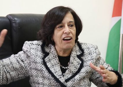 زهيرة كمال تستقيل من منصبها أمينا عاماً لـ"فدا"