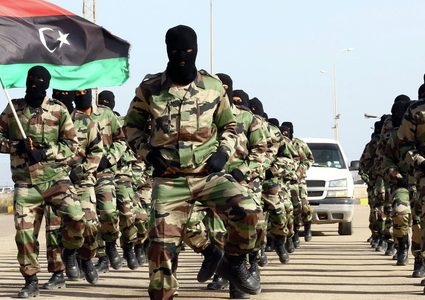الجيش الليبي بدأ التحرك غربا "للقضاء على الإرهاب"