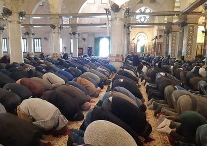 40 ألف مصل في رحاب  الأقصى في ذكرى الإسراء والمعراج