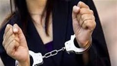 جريمة غريبة: طردت زوجها وأولادها واستولت على الشقة لتتزوج فيها!