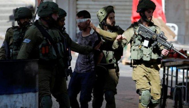 اعتقالات ومصادرة اموال بالضفة