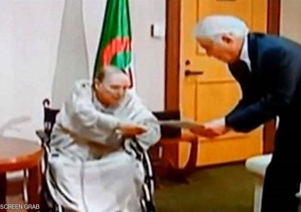 تفاصيل ليلة التنحي في الجزائر ... هكذا انتهى زمن بوتفليقة