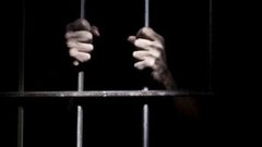 ستة أسرى يواصلون إضرابهم عن الطعام رفضا لاعتقالهم الإداري
