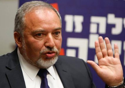 ليبرمان: "لن أسمح بتشريع أي قانون يمنح الحصانة لنتنياهو"