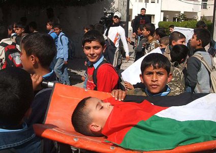 إستشهاد 11 طفلاً وإصابة العشرات بإعاقات دائمة