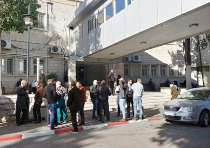 مدير مجمع فلسطين الطبي يكشف حقيقة "فيديو الطوارئ"