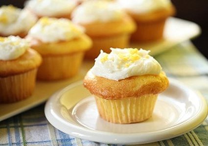 كعكة الكاب كيك باللّيمون الحامض