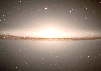 إنجاز فلكي غير مسبوق.. أول صورة للثقب الأسود "قريبا"