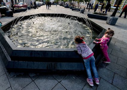 تعرف على أكبر نافورة مياه في العالم