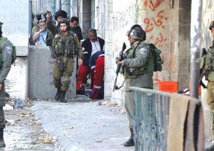 الخليل: فتح منزل عائلة سدر المغلق من قبل الاحتلال منذ 25 عاماً