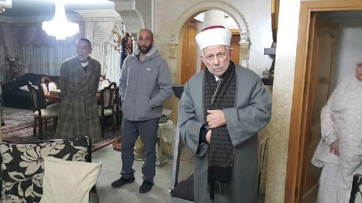 سلهب يعود إلى الأقصى بعد إبعاد لأكثر من 40 يوماً