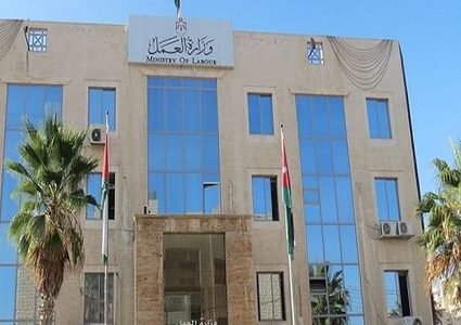 الأردن: اصدار نظام خاص لاعفاء ابناء غزة بتصاريح عمل