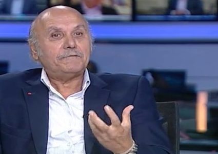 تاريخ العرب المُقْعَد في المجتمع الرابع