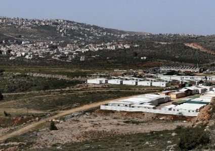 الإستيلاء على عشرات الدونمات لتوسيع الشارع الالتفافي شمال الخليل