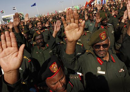 قوى سودانية تطالب الجيش بدعم مطلب تنحي البشير فورا