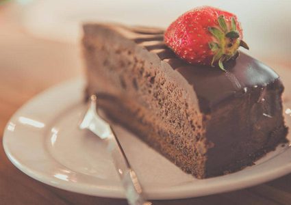 دراسة تكشف الحقيقة بشأن "خرافة" الأطعمة الحلوة